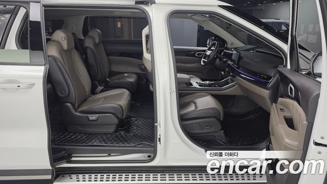 Kia Canival 2025 — photo 17