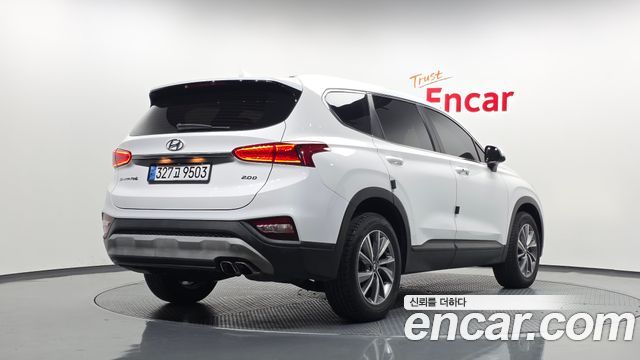 Hyundai Santafe 2019 — photo 2