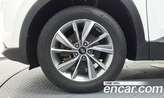 Hyundai Santafe 2019 — photo 5