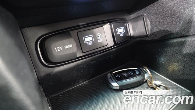 Hyundai Santafe 2019 — photo 19