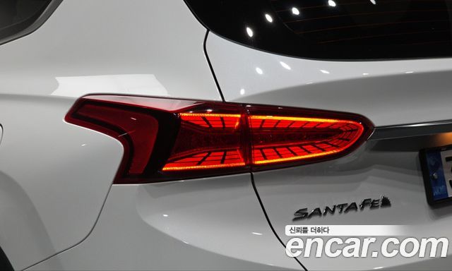 Hyundai Santafe 2019 — photo 9