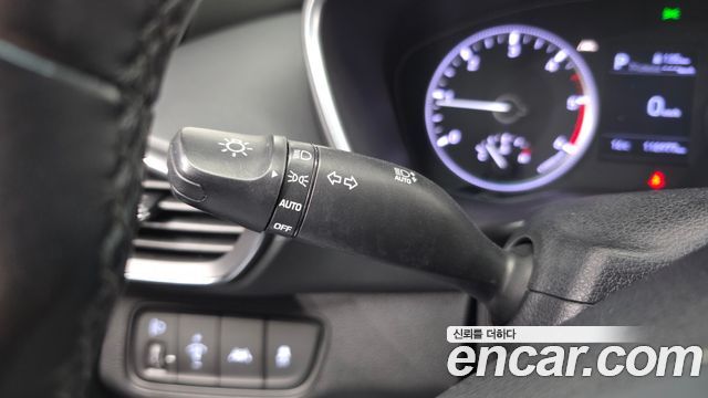Hyundai Santafe 2019 — photo 29