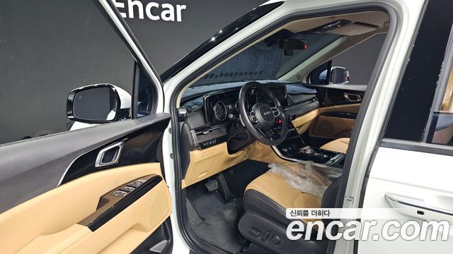 Kia Canival 2023 — photo 13
