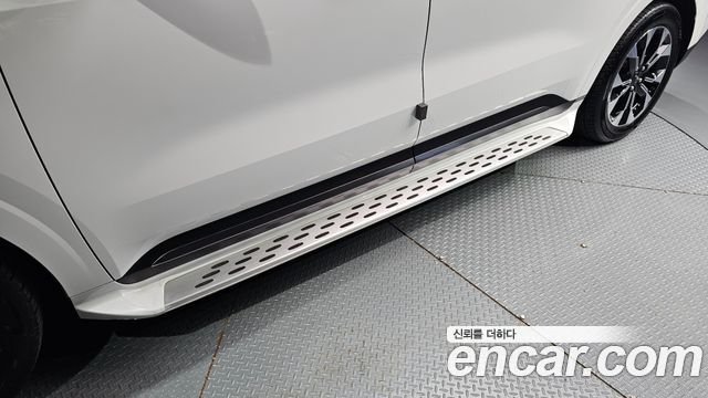 Kia Canival 2023 — photo 36