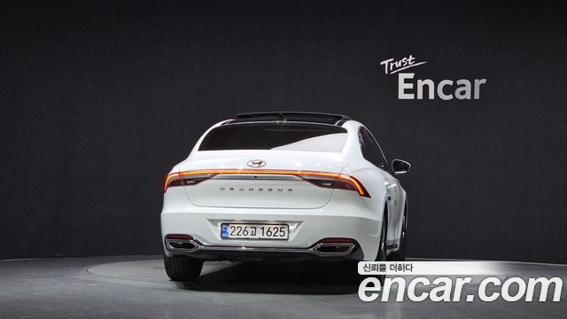 Hyundai Grandeur 2023 — photo 4