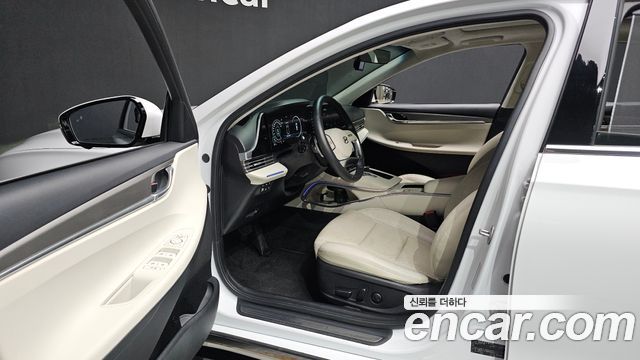Hyundai Grandeur 2023 — photo 10