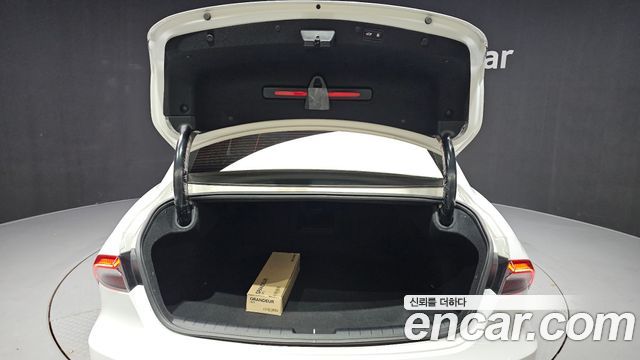 Hyundai Grandeur 2023 — photo 20