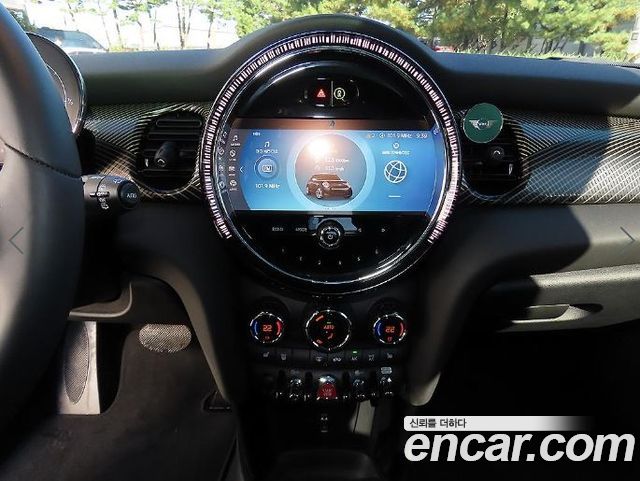Mini Cooper 2023 — photo 12