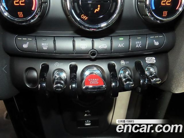 Mini Cooper 2023 — photo 15