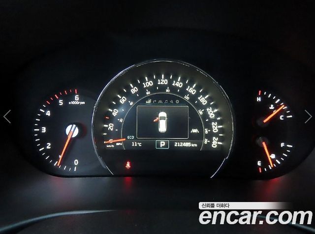 Kia Sorento 2016 — photo 9