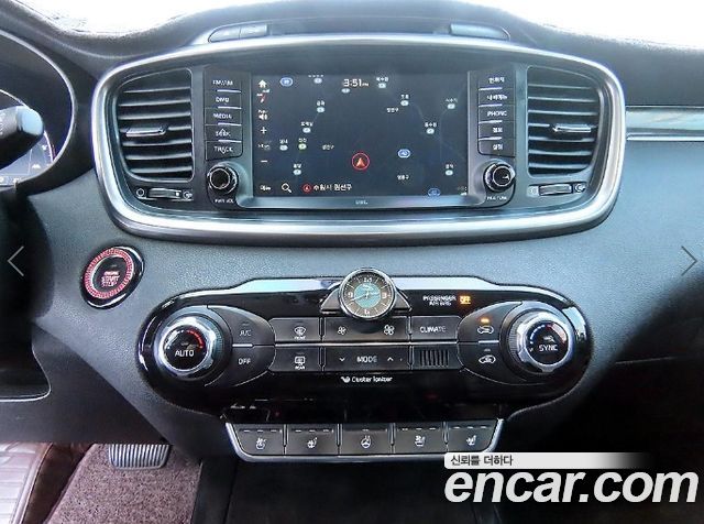 Kia Sorento 2016 — photo 13