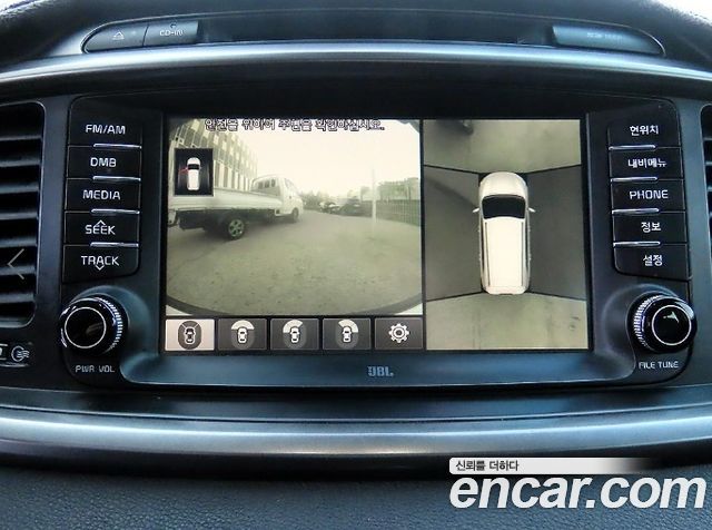 Kia Sorento 2016 — photo 16