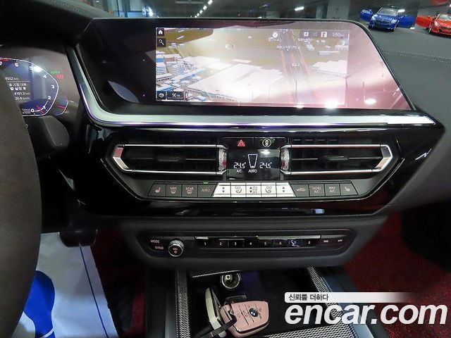 BMW Z4 2020 — photo 14
