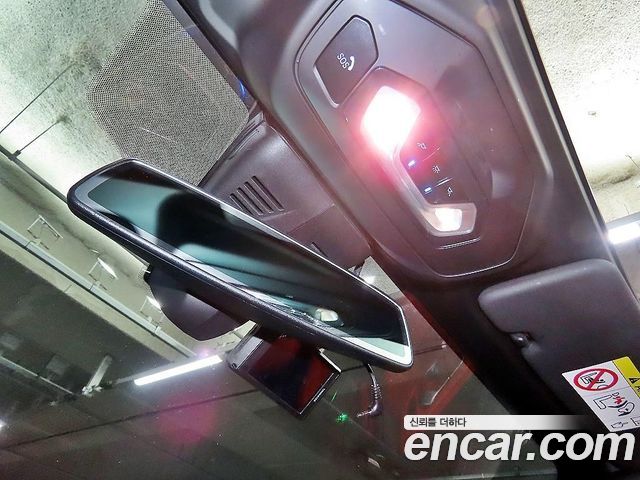 BMW Z4 2020 — photo 17
