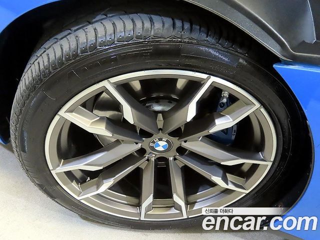 BMW Z4 2020 — photo 20