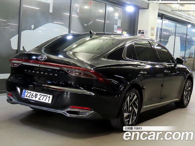 Hyundai Grandeur 2022 — photo 5