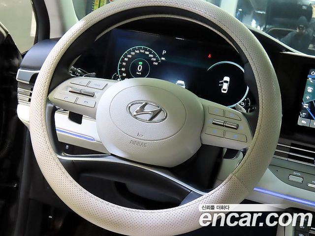 Hyundai Grandeur 2022 — photo 9