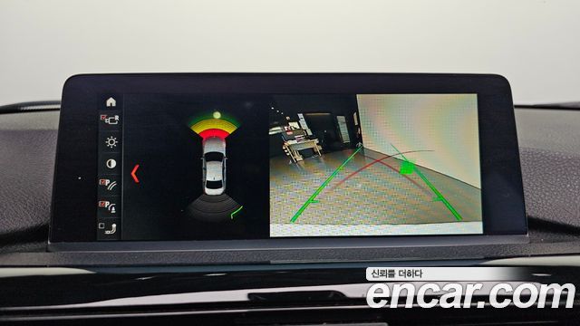 BMW 3-Series 2018 — photo 26