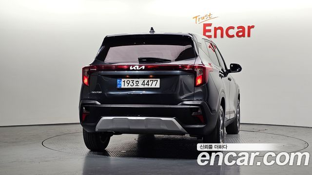 Kia Seltos 2023 — photo 4