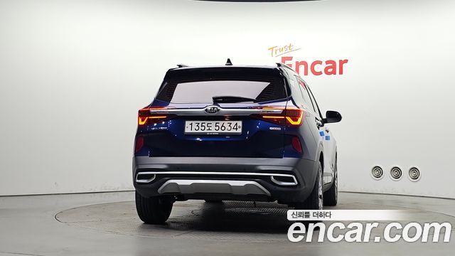 Kia Seltos 2020 — photo 4