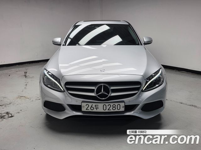 Mercedes-Benz C-Class 2017 — photo 3