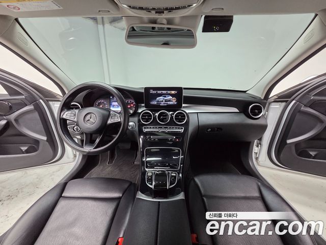Mercedes-Benz C-Class 2017 — photo 6