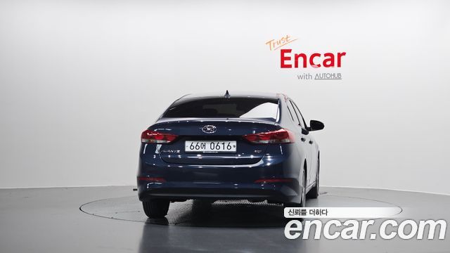 Hyundai AVANTE 2016 — photo 4
