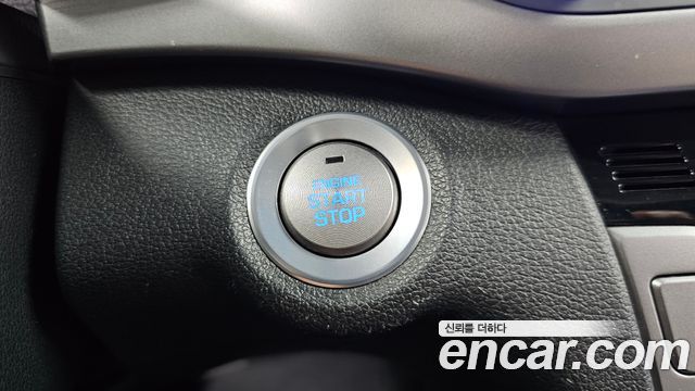 Hyundai AVANTE 2016 — photo 26