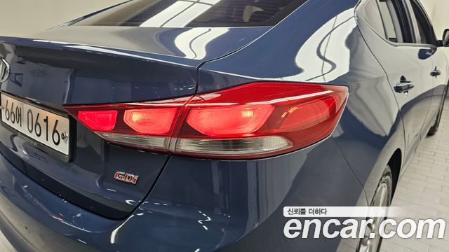 Hyundai AVANTE 2016 — photo 9