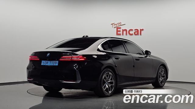 BMW i5 2024 — photo 2