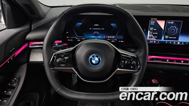 BMW i5 2024 — photo 19