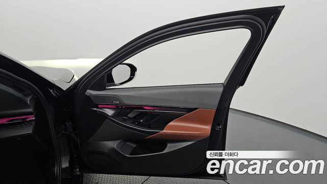 BMW i5 2024 — photo 14