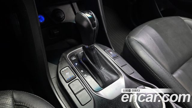 Hyundai Santafe 2015 — photo 9
