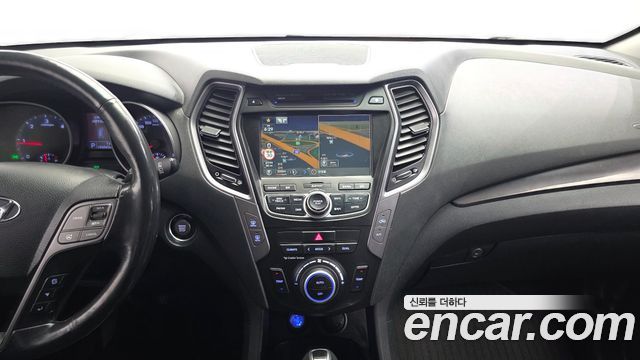 Hyundai Santafe 2015 — photo 14