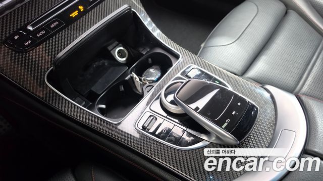 Mercedes-Benz GLC-Class 2017 — photo 9