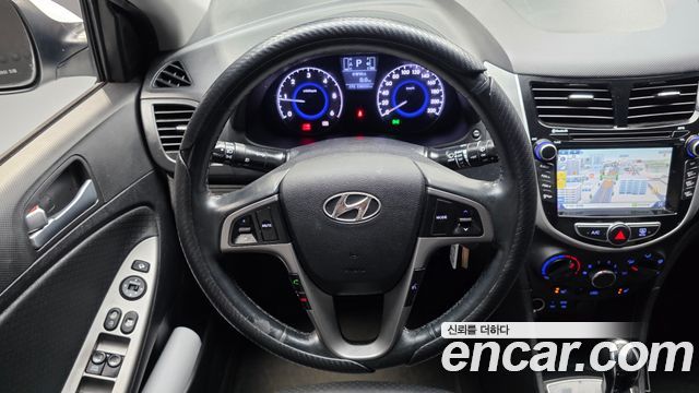 Hyundai Accent 2016 — photo 13