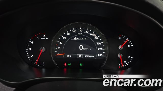 Kia Sorento 2016 — photo 11