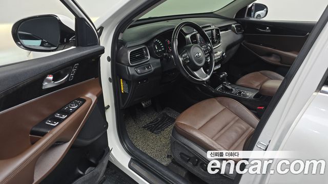 Kia Sorento 2016 — photo 13
