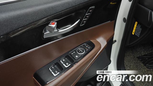 Kia Sorento 2016 — photo 21