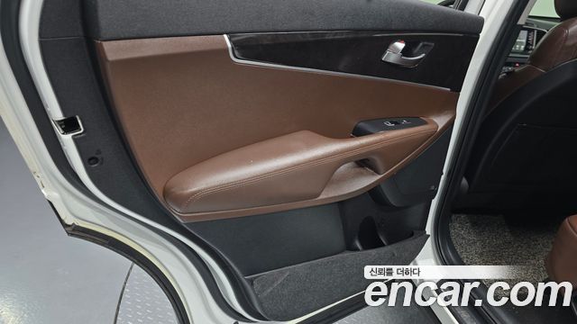 Kia Sorento 2016 — photo 15