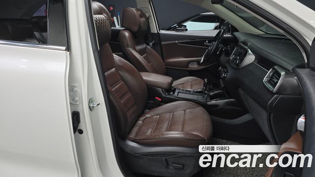 Kia Sorento 2016 — photo 16