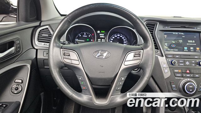 Hyundai Santafe 2016 — photo 13