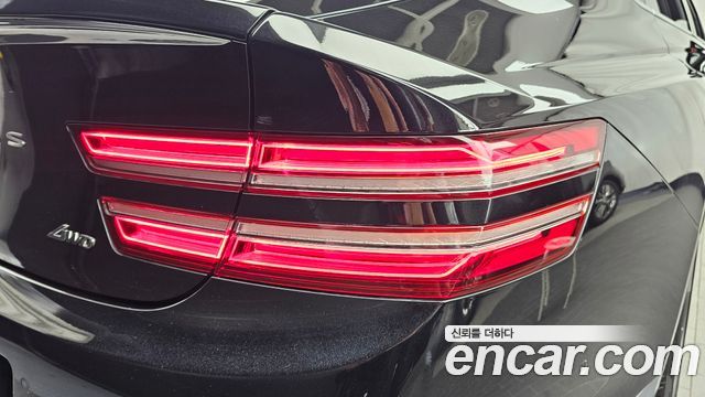 Genesis G80 2022 — photo 9