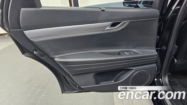 Genesis G80 2022 — photo 15
