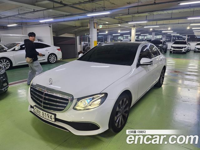 Mercedes-Benz E-Class 2019 — photo 1