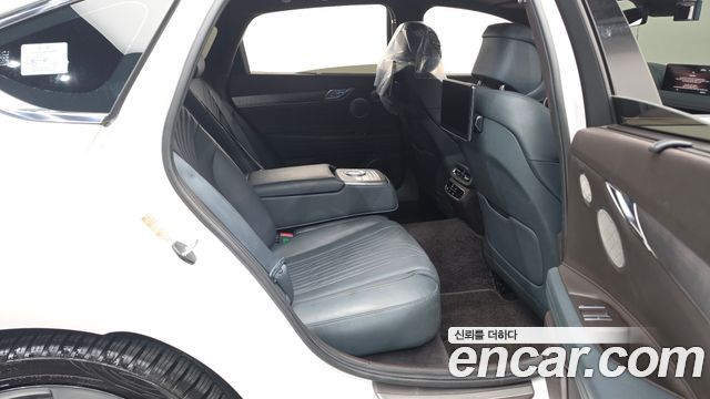 Genesis G80 2021 — photo 17