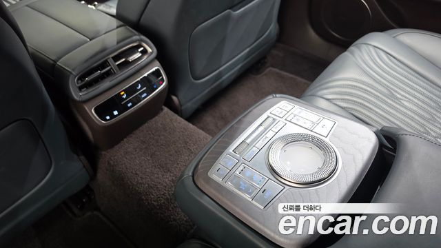 Genesis G80 2021 — photo 23