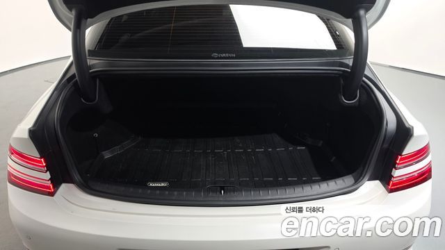 Genesis G80 2021 — photo 36