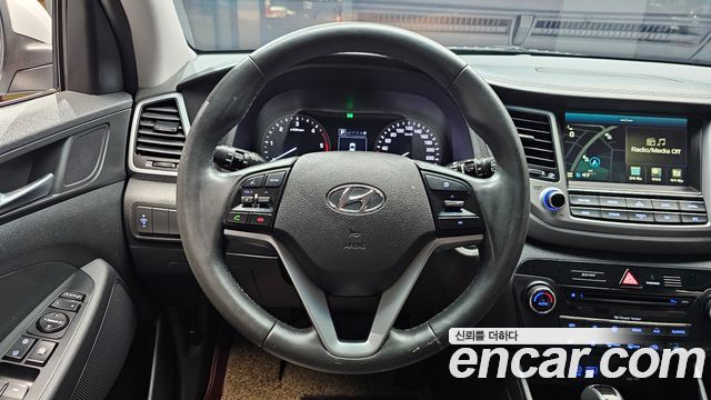 Hyundai Tucson 2016 — photo 19