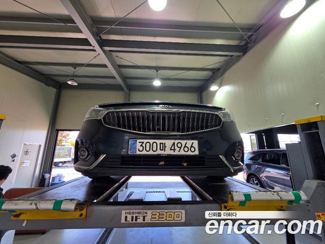 Kia K7 2018 — photo 1